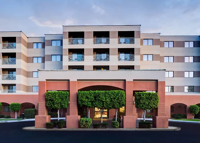 Courtyard By Marriott Old Town